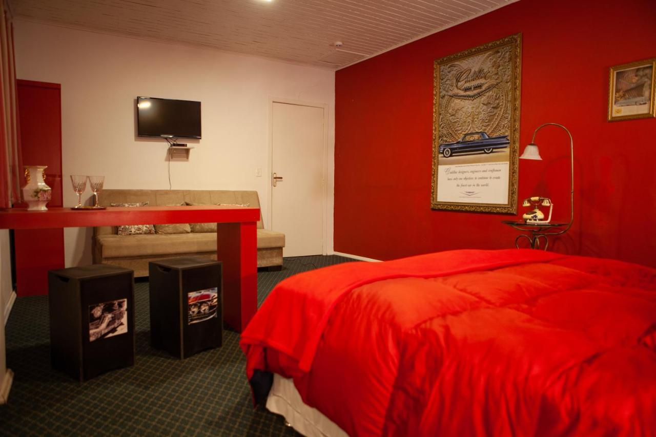 Serra Azul Inn *